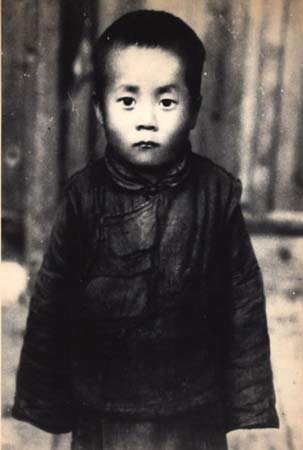 S.H. 14. Dalai Lama als Kind